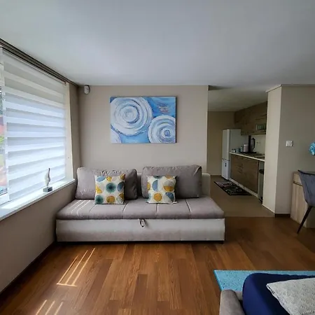 Apartament Lake Sarkeresztes