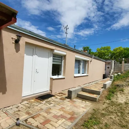 Lake Apartament Sarkeresztes